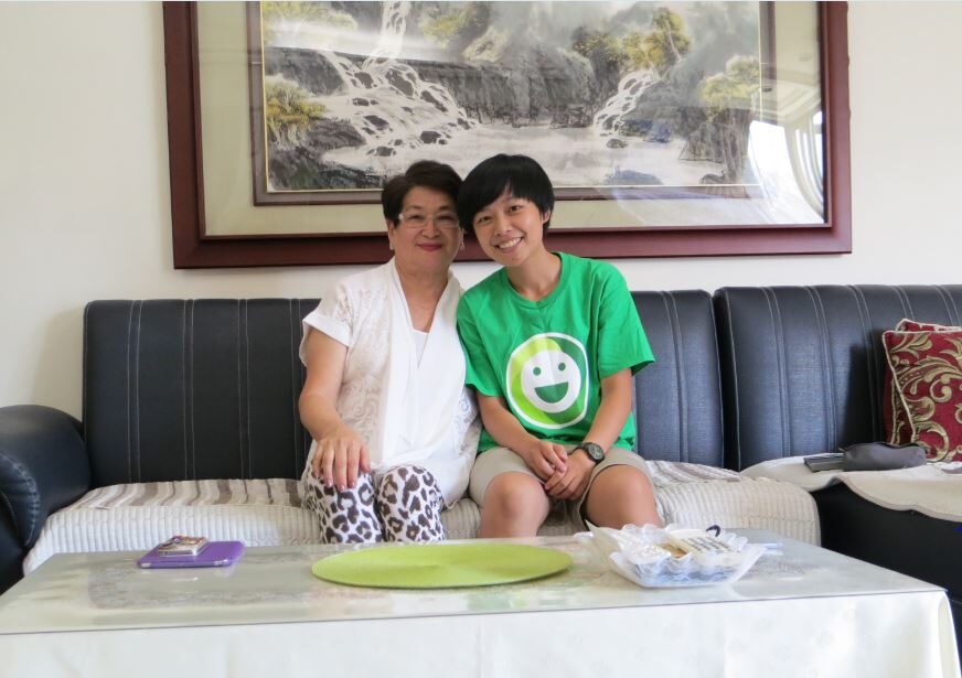 People age, their hearts remain young: 70-Year-Old Mama Ma Joins the Energy-Saving Trend