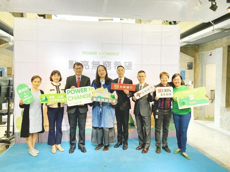 Three local banks team up to phase out paper bills
