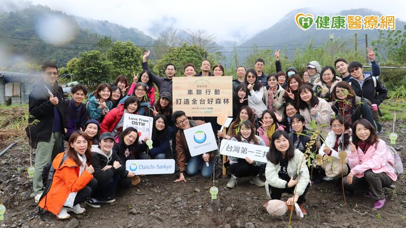 春日美好 手植希望 企業響應植樹活動